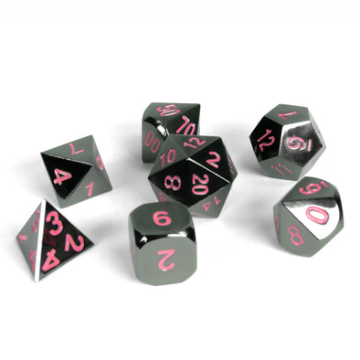 7 verchromte RPG Metallwürfel mit rosa Zahlen inkl. Box